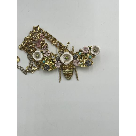 Betsey Johnson Vintage Enchanted Floral Garden Beetle Queen Bee Moth Necklace - Picture 13 of 13